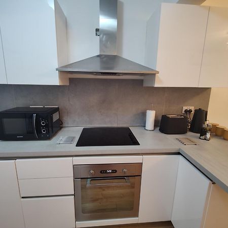 Central Modern Sliema 2 Bedroom Apartment Exterior foto