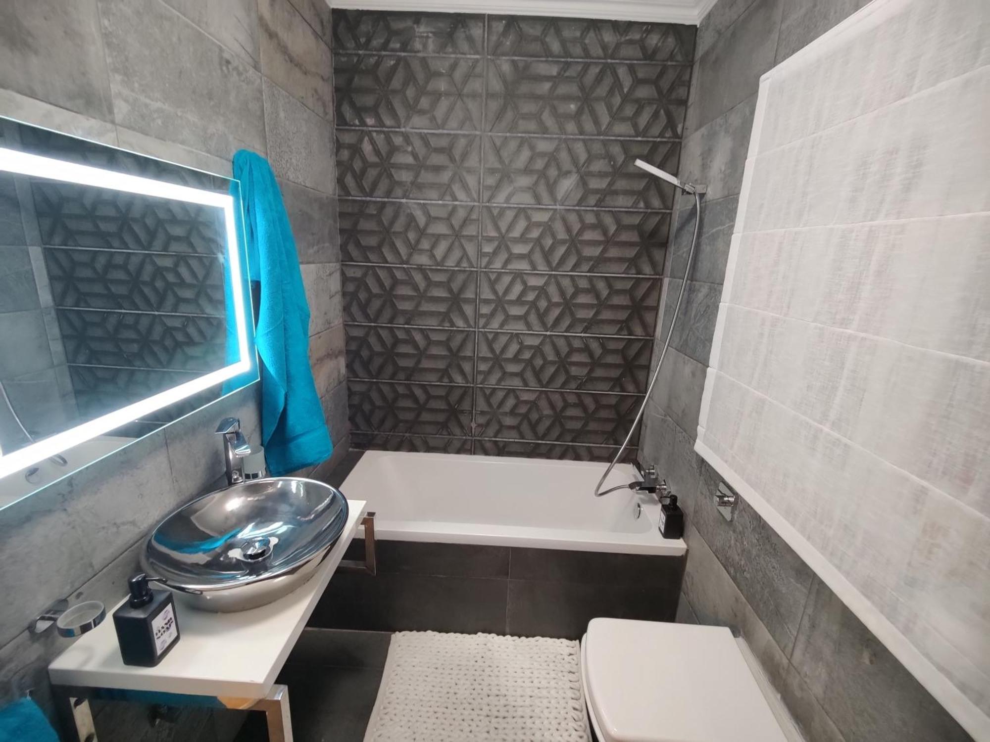 Central Modern Sliema 2 Bedroom Apartment Exterior foto